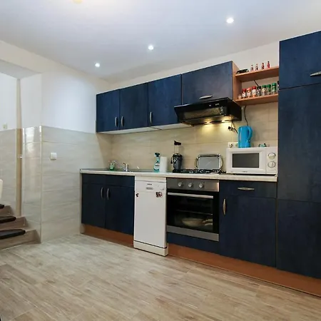 Apartment Besima 2178