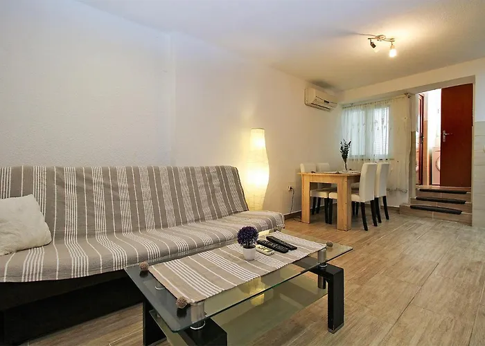 Besima 2178 Apartment *