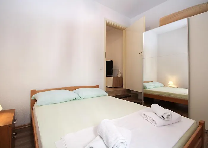 Besima 2178 * 풀라